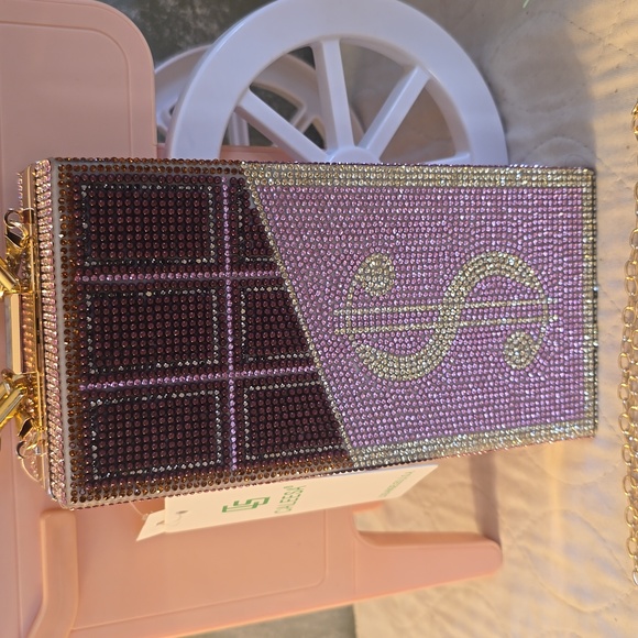 Caleesa $ Money Crystal Handbag Witg Crossbody Chain NWT - Picture 2 of 8